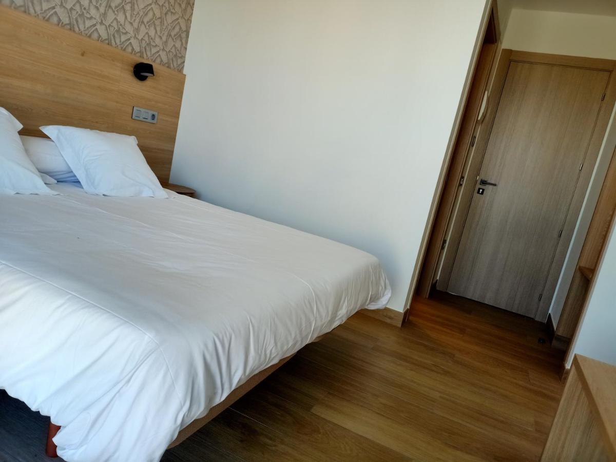 Albergue La Huella 산 마르틴 델 카미노 외부 사진