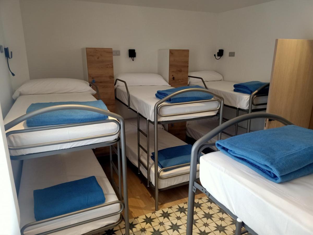 Albergue La Huella 산 마르틴 델 카미노 외부 사진